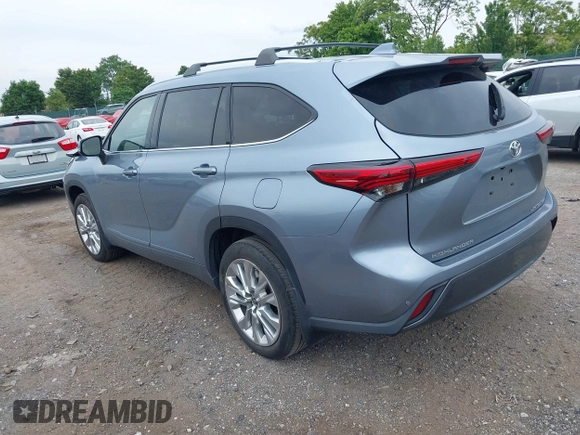 2023 Toyota Highlander L with VIN 5TDKDRBH7PS014618, listed as a IAAI auction lot 42363989 with 39,142 mi miles and . Bid and sale history available at DreamBid. Image 3.