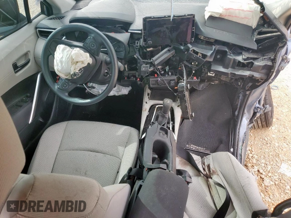 2025 Toyota Corolla Cross L with VIN 7MUAAAAG1SV130393, listed as a Copart auction lot 58823445 with 1,716 mi miles and Clean title. Bid and sale history available at DreamBid. Image 8.