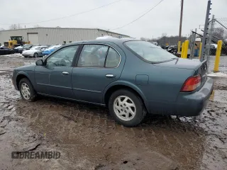 1998 Nissan Maxima GXE with VIN JN1CA21D1WT607137, listed as a Copart auction lot 43629285 with 159,196 mi miles and Salvage title. Bid and sale history available at DreamBid. Image 2.