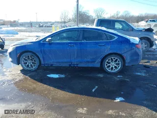 2015 Chrysler 200 C with VIN 1C3CCCEG4FN512775, listed as a IAAI auction lot 41319467 with 182,068 mi miles. Bid and sale history available at carsss.com. Image 15.