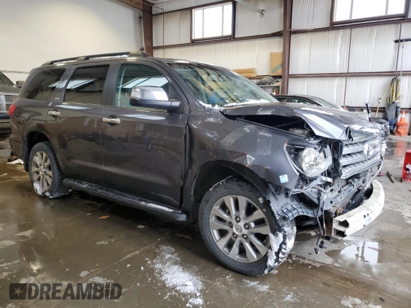 2011 Toyota Sequoia Limited with VIN 5TDJY5G18BS043025, listed as a Copart auction lot 86732534 with 199,813 mi miles and Salvage Title. Bid and sale history available at carsss.com. Image 4.
