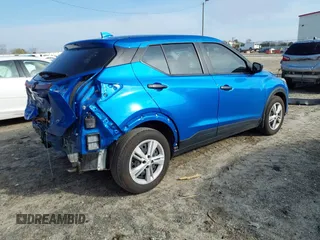 2024 Nissan Kicks S with VIN 3N1CP5BV3RL486921, listed as a IAAI auction lot 41801995 with 11,309 mi miles. Bid and sale history available at carsss.com. Image 4.