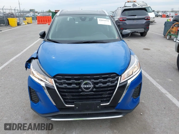 2023 Nissan Kicks SV with VIN 3N1CP5CV4PL553358, listed as a IAAI auction lot 42024111 with 15,172 mi miles. Bid and sale history available at carsss.com. Image 12.