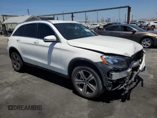 2018 Mercedes-Benz GLC 300 with VIN WDC0G4JB7JV020392, listed as a Copart auction lot 60997945 with 128,392 mi miles and Salvage title. Bid and sale history available at DreamBid. Image 4.