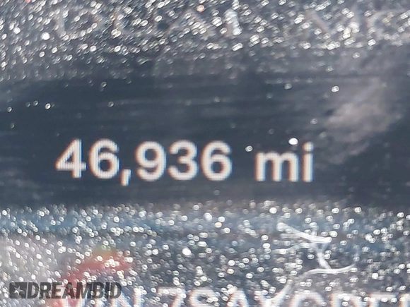 2022 Tesla Model Y Long Range z VIN 7SAYGDEE9NF509655, wystawiony jako IAAI lot #42433796 z przebiegiem 46 936 mil mil oraz . Historia ofert i sprzedaży dostępna na DreamBid. Obrazek 15.