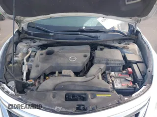 2013 Nissan Altima SV with VIN 1N4AL3AP8DN547783, listed as a IAAI auction lot 42056453 with 216,166 mi miles and . Bid and sale history available at carsss.com. Image 10.