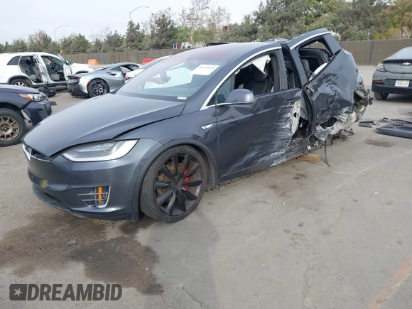 2016 Tesla Model X 70D with VIN 5YJXCAE27GF015175, listed as a IAAI auction lot 41074929 with 115,130 mi miles. Bid and sale history available at carsss.com. Image 18.
