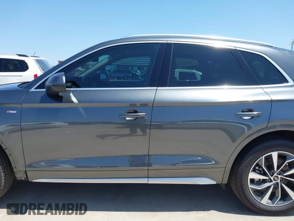 2022 Audi Q5 S line Premium with VIN WA1GAAFYXN2102653, listed as a IAAI auction lot 41967220 with 20,864 mi miles and . Bid and sale history available at DreamBid. Image 15.