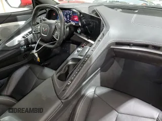 2021 Chevrolet Corvette 2LT z VIN 1G1YB3D40M5103884, wystawiony jako Copart lot #54308835 z przebiegiem 14 748 mil mil oraz Szkoda całkowita • Salvage title. Historia ofert i sprzedaży dostępna na DreamBid. Obrazek 8.