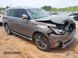 2019 Infiniti QX80 Luxe z VIN JN8AZ2NF2K9681574, wystawiony jako IAAI lot #41987298 z przebiegiem 123 931 mil mil oraz . Historia ofert i sprzedaży dostępna na DreamBid. Obrazek 1.