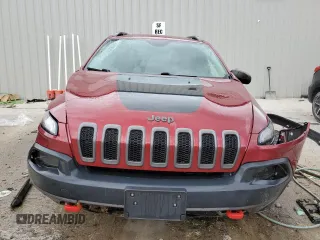 2017 Jeep Cherokee Trailhawk with VIN 1C4PJMBS1HW542699, listed as a Copart auction lot 57567725 with 108,790 mi miles and Non repairable. Bid and sale history available at DreamBid. Image 5.
