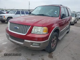2004 Ford Expedition Eddie Bauer with VIN 1FMFU17L74LA46624, listed as a IAAI auction lot 41928841 with 240,572 mi miles. Bid and sale history available at carsss.com. Image 2.