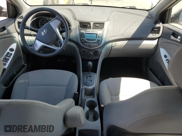 2013 Hyundai Accent GLS z VIN KMHCT4AE5DU416853, wystawiony jako Copart lot #57818195 z przebiegiem 84 550 mil mil oraz Szkoda całkowita • Salvage title. Historia ofert i sprzedaży dostępna na DreamBid. Obrazek 8.
