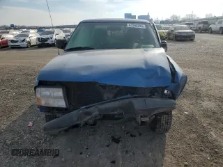 2000 GMC Sonoma SLS w/1SF Pkg with VIN 1GTCS1951Y8177018, listed as a Copart auction lot 41595295 with 117,167 mi miles and Salvage Title. Bid and sale history available at carsss.com. Image 5.