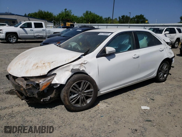 2017 Toyota Camry XLE with VIN 4T1BF1FK9HU354864, listed as a Copart auction lot 53758885 with 32,883 mi miles and Salvage Title. Bid and sale history available at carsss.com. Image 1.