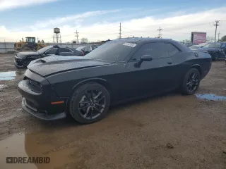 2021 Dodge Challenger GT with VIN 2C3CDZKG0MH597592, listed as a Copart auction lot 81102884 with 0 mi miles and Salvage Title. Bid and sale history available at carsss.com. Image 1.