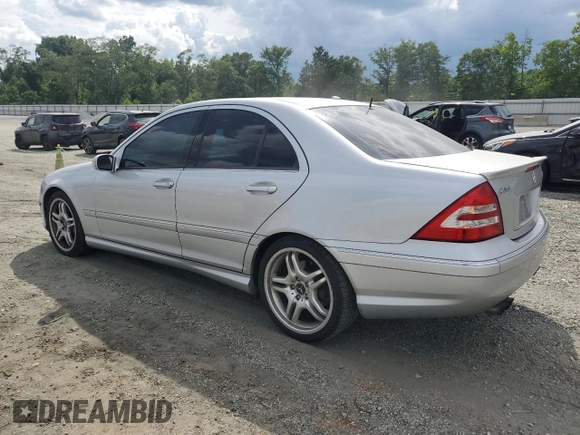 2006 Mercedes-Benz C 55 AMG with VIN WDBRF76J26F813052, listed as a Copart auction lot 60966805 with 145,472 mi miles and Salvage title. Bid and sale history available at DreamBid. Image 2.