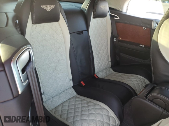 2016 Bentley Continental GT S z VIN SCBGH3ZA8GC056834, wystawiony jako Copart lot #73692174 z przebiegiem 15 134 mil mil oraz Szkody całkowita. Historia ofert i sprzedaży dostępna na DreamBid. Obrazek 10.