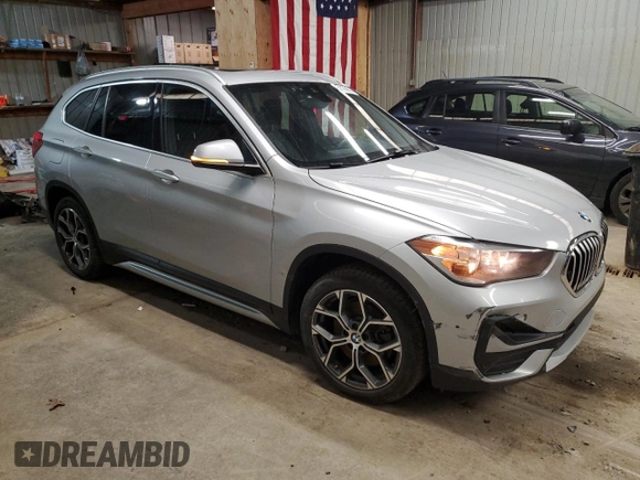 2021 BMW X1 xDrive28i with VIN WBXJG9C01M5T49891, listed as a Copart auction lot 51126685 with 93,696 mi miles and Clean Title. Bid and sale history available at carsss.com. Image 4.