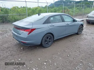2022 Hyundai Elantra SE с VIN KMHLL4AG2NU308581, выставлен на аукционе IAAI как лот 42641290 с пробегом 29 571 миль миль и . История ставок и продаж доступна на DreamBid. Изображение 4.
