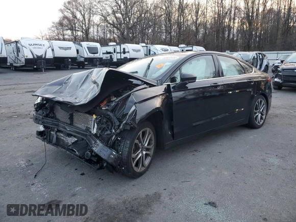 2017 Ford Fusion SE z VIN 3FA6P0HD1HR312200, wystawiony jako Copart lot #82823184 z przebiegiem Nie podano mil oraz Szkoda całkowita • Salvage title. Historia ofert i sprzedaży dostępna na DreamBid. Obrazek 1.