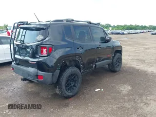2015 Jeep Renegade Trailhawk z VIN ZACCJBCT9FPB36609, wystawiony jako IAAI lot #42593933 z przebiegiem 106 074 mil mil oraz . Historia ofert i sprzedaży dostępna na DreamBid. Obrazek 4.