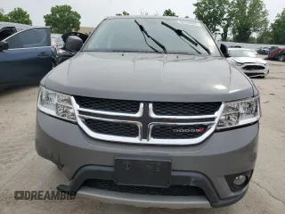 2019 Dodge Journey SE z VIN 3C4PDCBB9KT756175, wystawiony jako Copart lot #60358905 z przebiegiem 108 526 mil mil oraz Czysty tytuł • Clean title. Historia ofert i sprzedaży dostępna na DreamBid. Obrazek 5.