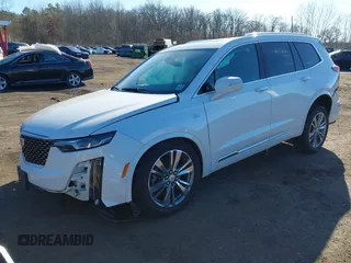 2021 Cadillac XT6 Premium Luxury with VIN 1GYKPDRS9MZ236075, listed as a IAAI auction lot 41632689 with 1 mi miles. Bid and sale history available at carsss.com. Image 2.