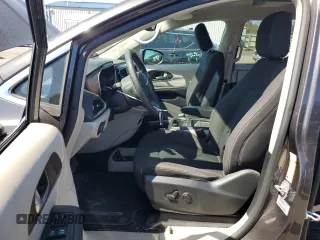 2017 Chrysler Pacifica Touring L with VIN 2C4RC1BG0HR770361, listed as a Copart auction lot 53789715 with 99,685 mi miles and Salvage Title. Bid and sale history available at DreamBid. Image 7.