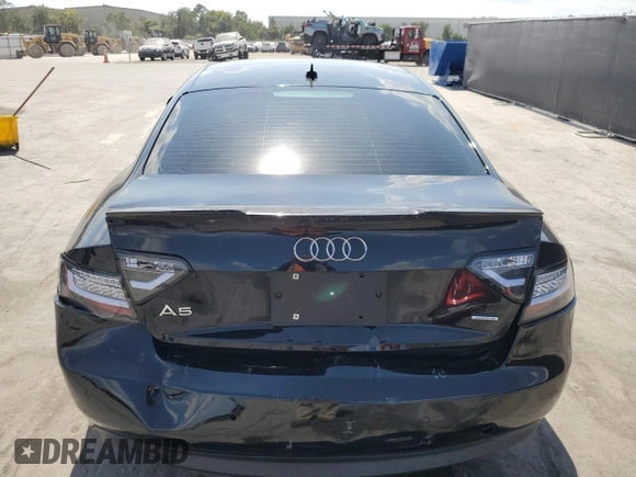 2009 Audi A5 z VIN WAUDK78TX9A031733, wystawiony jako Copart lot #57395525 z przebiegiem 162 017 mil mil oraz Szkoda całkowita • Salvage title. Historia ofert i sprzedaży dostępna na DreamBid. Obrazek 6.