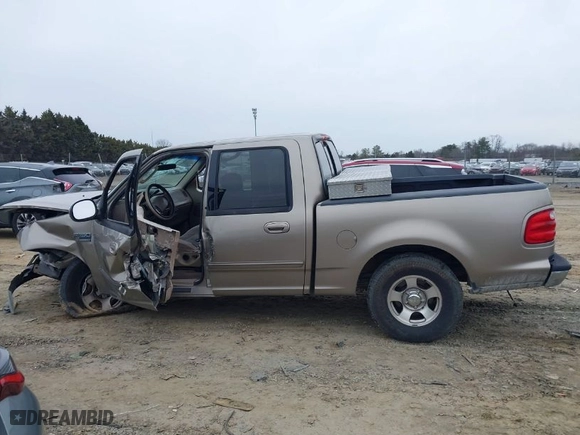 2002 Ford F-150 XLT with VIN 1FTRW07632KC67012, listed as a IAAI auction lot 41535948 with 1 mi miles. Bid and sale history available at carsss.com. Image 14.