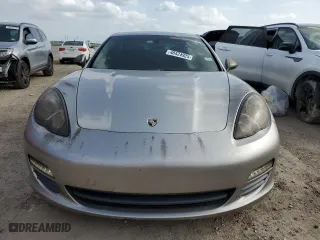 2011 Porsche Panamera with VIN WP0AA2A79BL011198, listed as a Copart auction lot 48424925 with 103,223 mi miles and Clean Title. Bid and sale history available at carsss.com. Image 5.