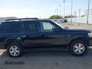 2010 Ford Explorer XLT with VIN 1FMEU6DE9AUA38321, listed as a IAAI auction lot 41817817 with 204,623 mi miles. Bid and sale history available at carsss.com. Image 13.