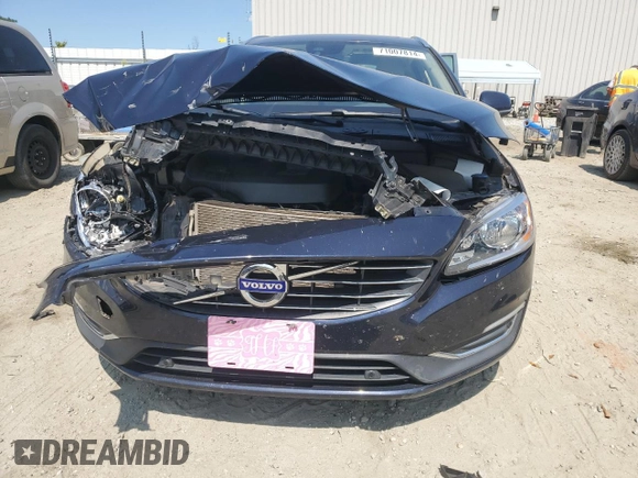 2016 Volvo V60 T5 Drive-E Premier with VIN YV140MEK4G1293306, listed as a Copart auction lot 71007814 with 177,999 mi miles and Salvage Title. Bid and sale history available at carsss.com. Image 5.