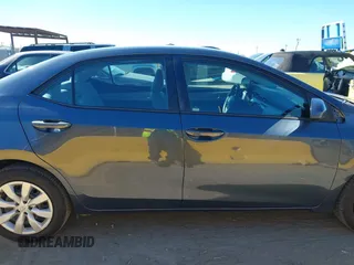 2016 Toyota Corolla L z VIN 5YFBURHE8GP530878, wystawiony jako IAAI lot #41746216 z przebiegiem 139 615 mil mil oraz . Historia ofert i sprzedaży dostępna na DreamBid. Obrazek 14.