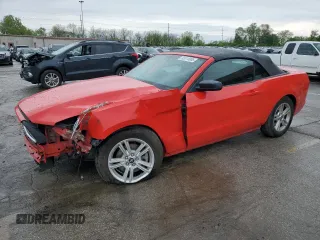 2013 Ford Mustang V6 z VIN 1ZVBP8EM4D5236977, wystawiony jako Copart lot #55314905 z przebiegiem 74 397 mil mil oraz Szkoda całkowita • Salvage title. Historia ofert i sprzedaży dostępna na DreamBid. Obrazek 1.