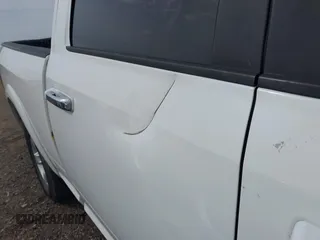 2014 Ram 1500 Big Horn z VIN 1C6RR7TT9ES307794, wystawiony jako IAAI lot #42357547 z przebiegiem 284 422 mil mil oraz . Historia ofert i sprzedaży dostępna na DreamBid. Obrazek 17.