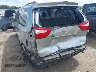 2015 Toyota Sienna XLE with VIN 5TDYK3DC9FS532310, listed as a IAAI auction lot 41990553 with 75,133 mi miles and . Bid and sale history available at DreamBid. Image 6.