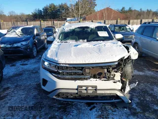 2021 Volkswagen Atlas S с VIN 1V2GC2CA1MC220286, выставлен на аукционе IAAI как лот 41360496 с пробегом 43 836 миль миль и . История ставок и продаж доступна на DreamBid. Изображение 12.