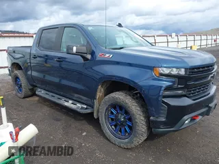 2019 Chevrolet Silverado 1500 LT Trail Boss with VIN 1GCPYFED1KZ307097, listed as a IAAI auction lot 41733438 with 62,660 mi miles. Bid and sale history available at carsss.com. Image 1.