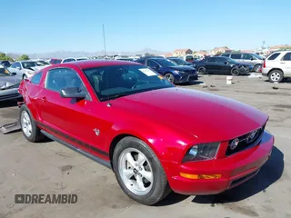 2009 Ford Mustang с VIN 1ZVHT80N795121755, выставлен на аукционе IAAI как лот 42795075 с пробегом 49 701 миль миль и . История ставок и продаж доступна на DreamBid. Изображение 1.