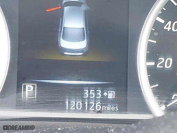 2017 Nissan Sentra SV with VIN 3N1AB7AP4HL705498, listed as a IAAI auction lot 41748010 with 120,126 mi miles. Bid and sale history available at carsss.com. Image 7.