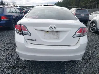 2009 Mazda 6 i Touring with VIN 1YVHP82A195M01537, listed as a IAAI auction lot 41471542 with 180,175 mi miles and . Bid and sale history available at carsss.com. Image 16.