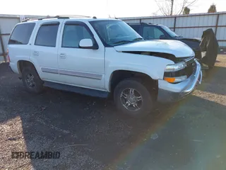 2004 Chevrolet Tahoe LS with VIN 1GNEK13ZX4J320708, listed as a IAAI auction lot 41332058 with 171,305 mi miles. Bid and sale history available at carsss.com. Image 1.