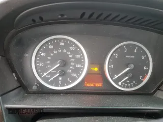 2004 BMW 5 Series 525i with VIN WBANA53504B845624, listed as a Copart auction lot 47285525 with 180,496 mi miles and Salvage Title. Bid and sale history available at carsss.com. Image 9.