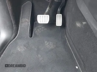 2022 Tesla Model Y Performance z VIN 7SAYGDEF6NF511436, wystawiony jako IAAI lot #42078122 z przebiegiem 44 006 mil mil oraz . Historia ofert i sprzedaży dostępna na DreamBid. Obrazek 23.