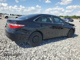 2017 Toyota Camry XLE z VIN 4T1BF1FK3HU434564, wystawiony jako Copart lot #57131245 z przebiegiem 59 545 mil mil oraz Szkoda całkowita • Salvage title. Historia ofert i sprzedaży dostępna na DreamBid. Obrazek 3.