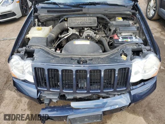 2010 Jeep Grand Cherokee Laredo with VIN 1J4PR4GK6AC100066, listed as a Copart auction lot 51494885 with 186,005 mi miles and Salvage Title. Bid and sale history available at carsss.com. Image 11.