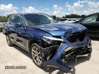 2022 BMW X5 sDrive40i with VIN 5UXCR4C07N9J90323, listed as a Copart auction lot 54746122 with 13,299 mi miles. Bid and sale history available at carsss.com. Image 1.