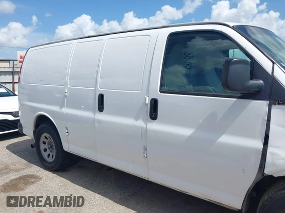 2013 Chevrolet Express Cargo with VIN 1GCSGAFX9D1123777, listed as a IAAI auction lot 42530340 with 232,340 mi miles and . Bid and sale history available at DreamBid. Image 13.